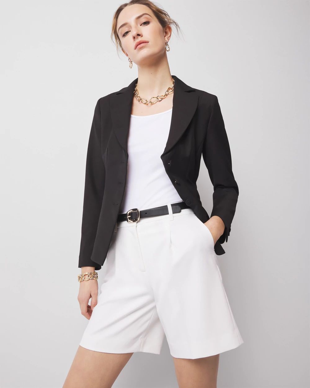 Women s 3 Button Signature Blazer in Black Size 10 White House Black Market Business Casual Work Clothes Holiday Jackets